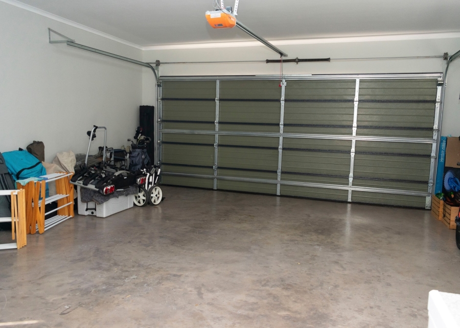 4 Bedroom Property for Sale in Kragga Kamma Eastern Cape
